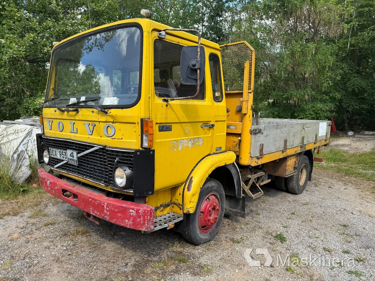 Flakbil Volvo F408 med kran - Грузовик бортовой/ Платформа, Автоманипулятор: фото 1 Flakbil Volvo F408 med kran - Грузовик бортовой/ Платформа, Автоманипулятор: фото 1