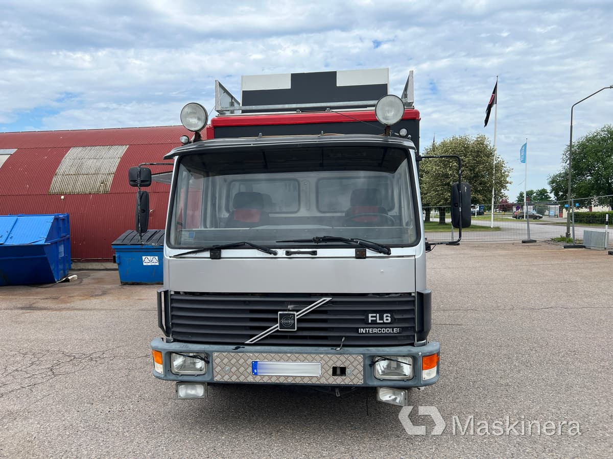 Foodtruck Volvo FL611 4X2 - Торговый грузовик: фото 2 Foodtruck Volvo FL611 4X2 - Торговый грузовик: фото 2
