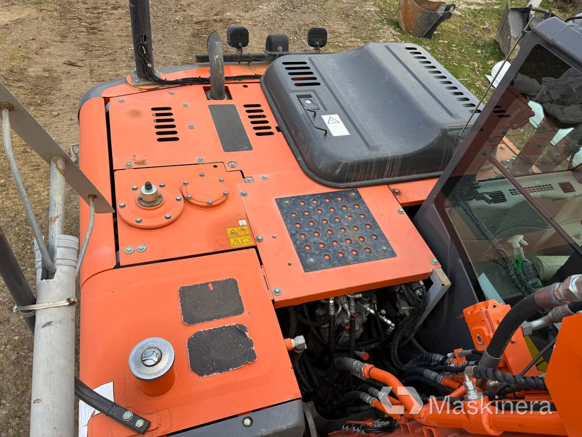 Гусеничный экскаватор Grävmaskin Hitachi ZX130-3: фото 46