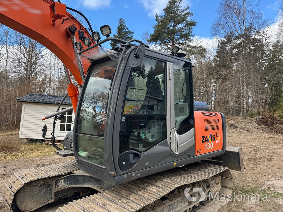 Гусеничный экскаватор Grävmaskin Hitachi ZX130-3: фото 11