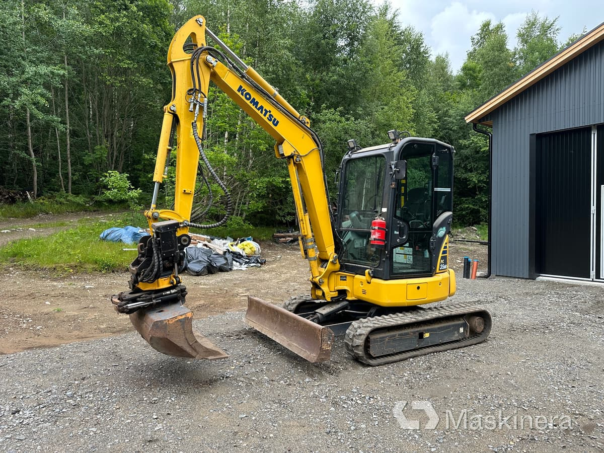Grävmaskin Komatsu PC35MR-5 - Гусеничный экскаватор: фото 1 Grävmaskin Komatsu PC35MR-5 - Гусеничный экскаватор: фото 1