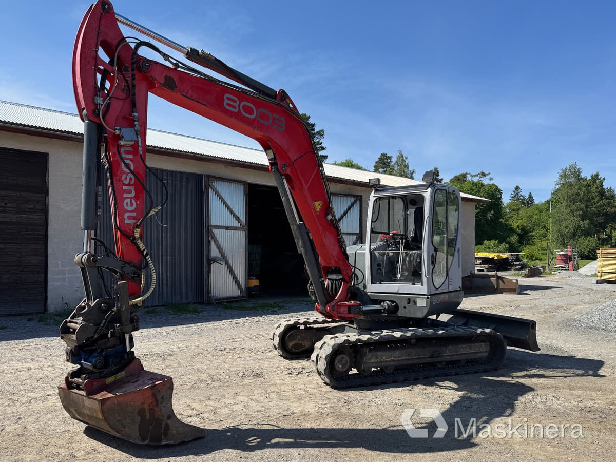 Grävmaskin Neuson 8003 RD - Гусеничный экскаватор: фото 1 Grävmaskin Neuson 8003 RD - Гусеничный экскаватор: фото 1