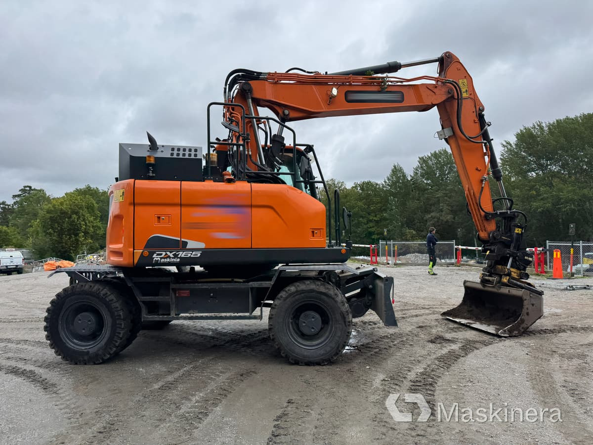 Hjulgrävare Doosan DX165 W-5 - Гусеничный экскаватор: фото 4 Hjulgrävare Doosan DX165 W-5 - Гусеничный экскаватор: фото 4