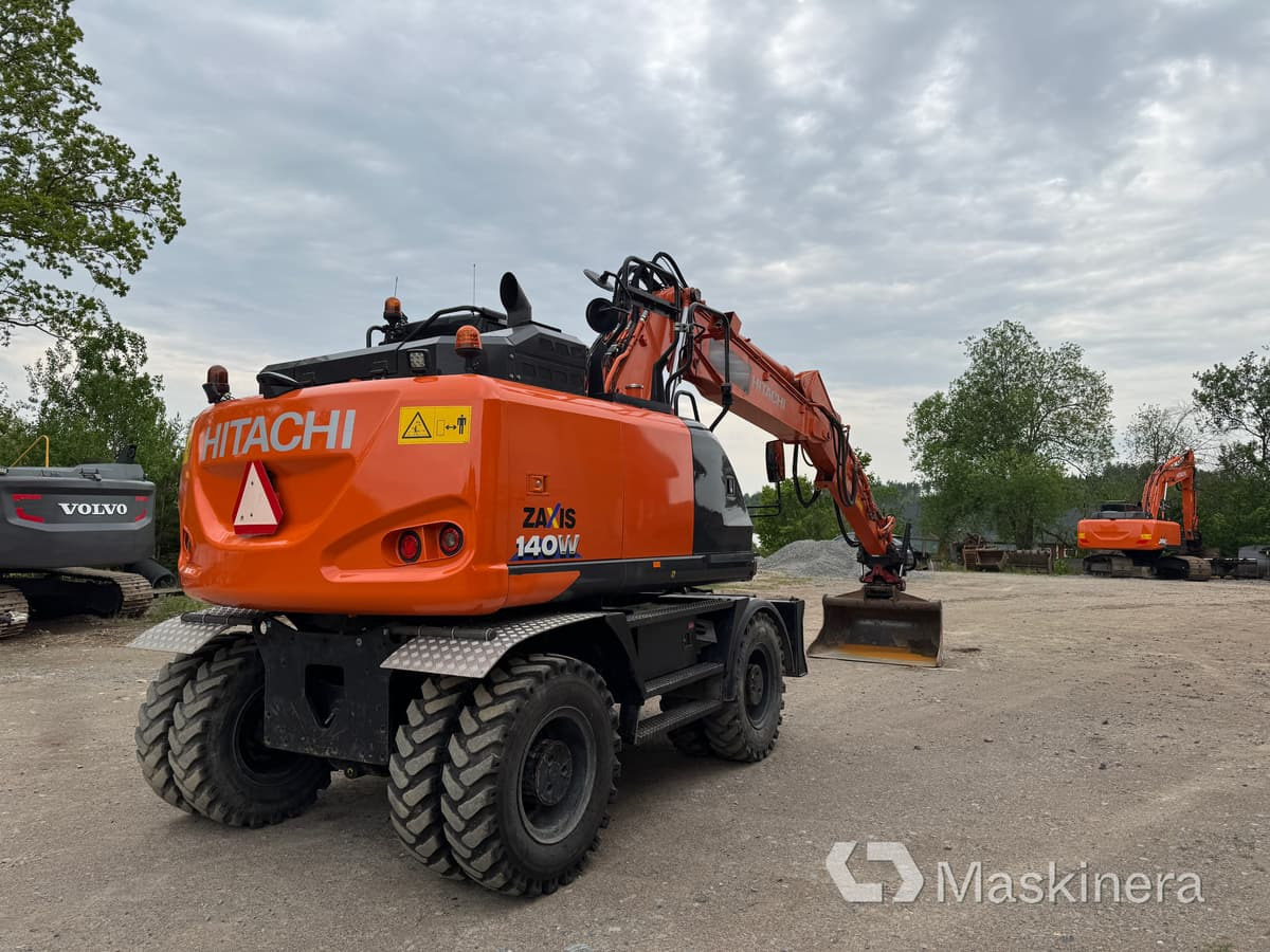 Hjulgrävare Hitachi Zaxis 140W med redskap - Гусеничный экскаватор: фото 5 Hjulgrävare Hitachi Zaxis 140W med redskap - Гусеничный экскаватор: фото 5
