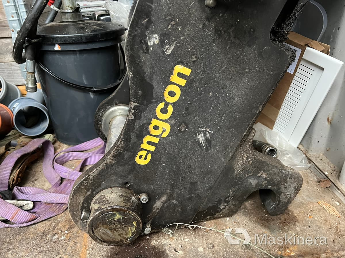 Redskapsfäste B20 Engcon RFS1 - Навесное оборудование для Строительной техники: фото 5 Redskapsfäste B20 Engcon RFS1 - Навесное оборудование для Строительной техники: фото 5