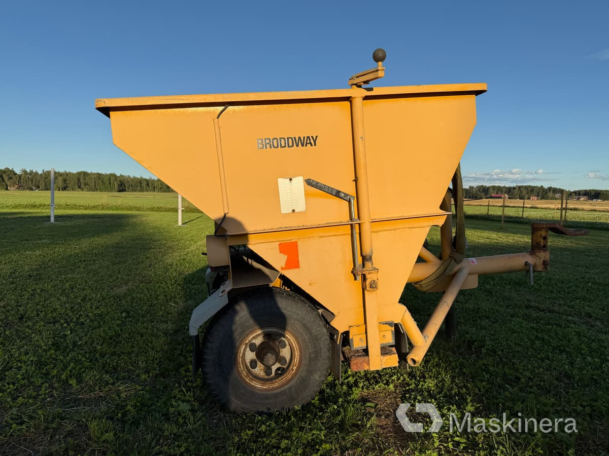 Sandspridare Broddway T12EU - Разбрасыватель песка/ Соли: фото 4 Sandspridare Broddway T12EU - Разбрасыватель песка/ Соли: фото 4