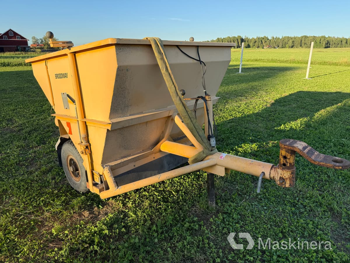 Sandspridare Broddway T12EU - Разбрасыватель песка/ Соли: фото 3 Sandspridare Broddway T12EU - Разбрасыватель песка/ Соли: фото 3