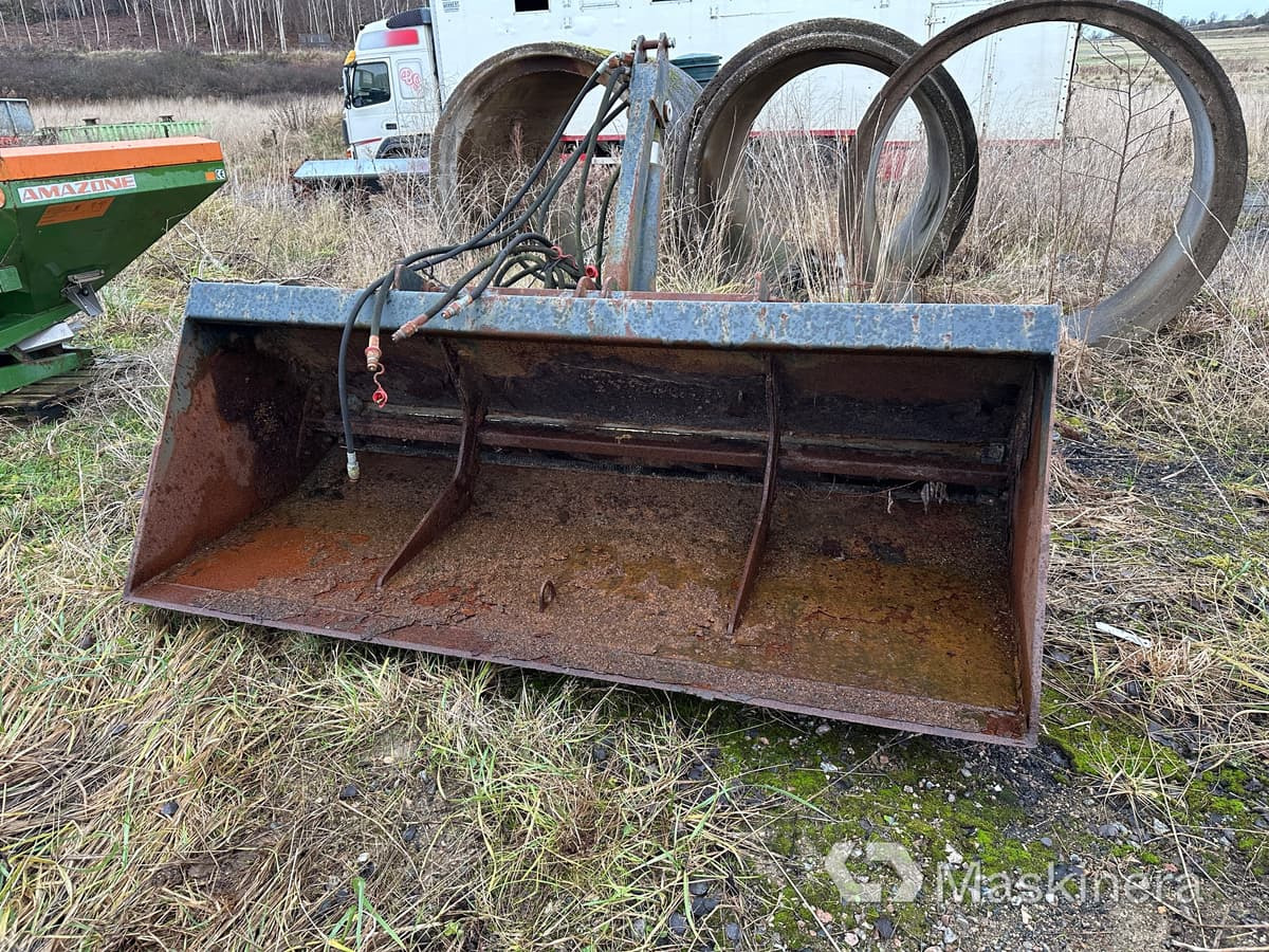 Sandspridare Valsspridare YSTA - Разбрасыватель песка/ Соли: фото 3 Sandspridare Valsspridare YSTA - Разбрасыватель песка/ Соли: фото 3