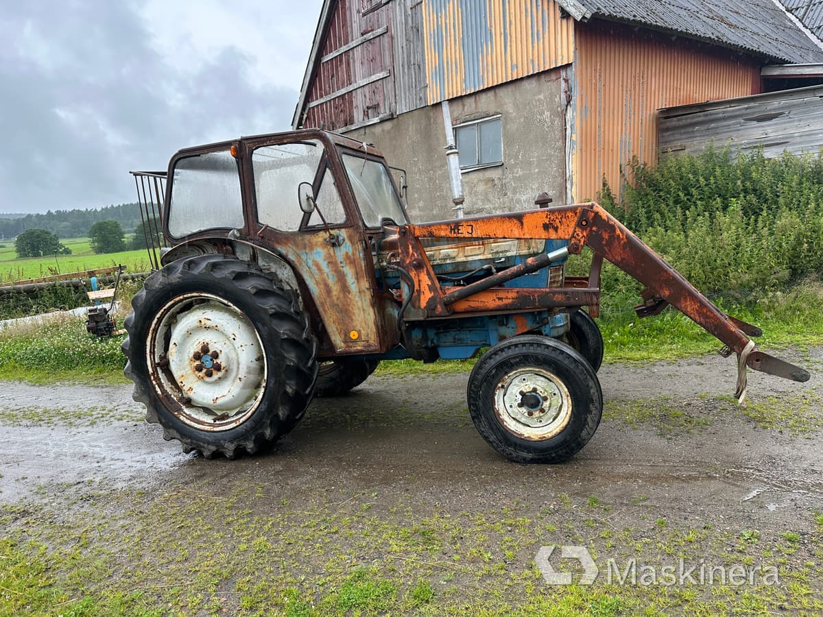 Traktor Ford Major 4000 - Трактор: фото 3 Traktor Ford Major 4000 - Трактор: фото 3
