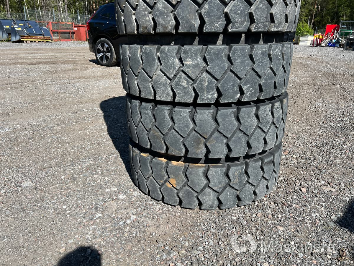 Trelleborg 10.00-20 NHS Däck med fälg Dubbelmontage Trelleborg 10.00-20 - Колесо для Строительной техники: фото 5 Trelleborg 10.00-20 NHS Däck med fälg Dubbelmontage Trelleborg 10.00-20 - Колесо для Строительной техники: фото 5