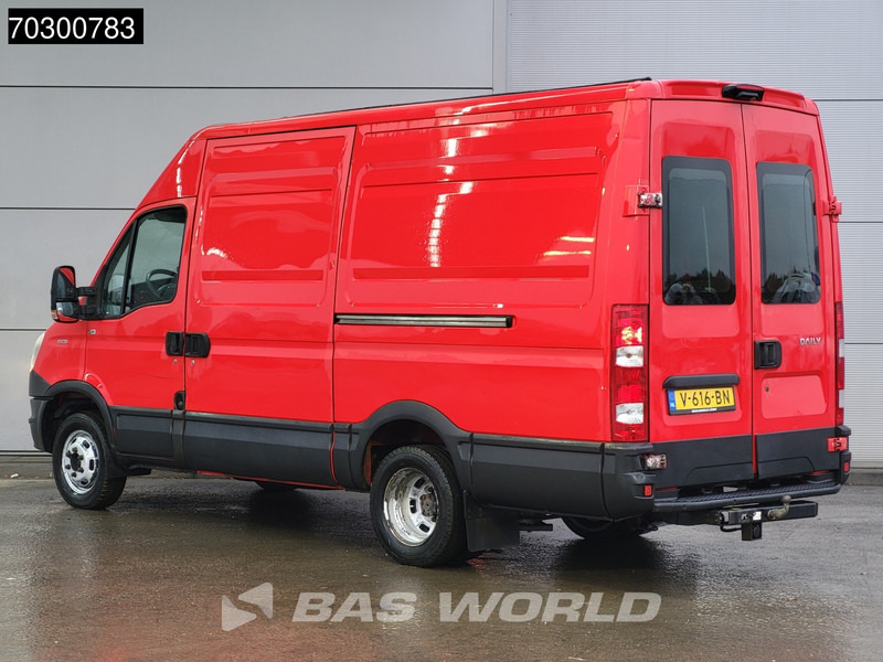 Iveco Daily 35C15 3.0L Luchtvering 2x Schuifdeur Dubbellucht L2H2 3,5t Trekhaak Cruise Parkeersensoren Euro6 L2 Trekhaak Cruise control - Цельнометаллический фургон: фото 2 Iveco Daily 35C15 3.0L Luchtvering 2x Schuifdeur Dubbellucht L2H2 3,5t Trekhaak Cruise Parkeersensoren Euro6 L2 Trekhaak Cruise control - Цельнометаллический фургон: фото 2