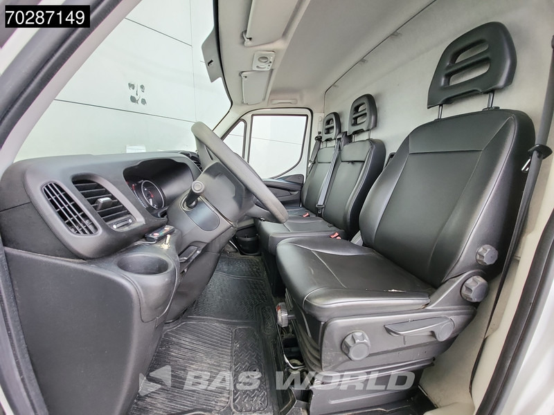 Цельнометаллический фургон Iveco Daily 35C18 3.0L Dubbellucht L2H2 3,5t Trekhaak Navi Airco Cruise Camera Imperiaal Euro6 L2 12m3 Airco Trekhaak Cruise control: фото 13