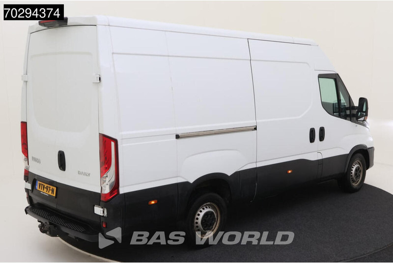 Iveco Daily 35S14 COMING SOON! Automaat L2H2 3,5t Trekhaak LED Airco Cruise Camera Euro6 L2 11m3 Airco Trekhaak Cruise control - Цельнометаллический фургон: фото 2 Iveco Daily 35S14 COMING SOON! Automaat L2H2 3,5t Trekhaak LED Airco Cruise Camera Euro6 L2 11m3 Airco Trekhaak Cruise control - Цельнометаллический фургон: фото 2
