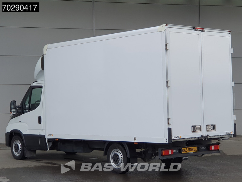 Iveco Daily 35S16 Automaat Bakwagen Achterdeuren 160PK Airco Camera Euro6 Meubelbak Koffer 21m3 Airco - Малотоннажный фургон: фото 2 Iveco Daily 35S16 Automaat Bakwagen Achterdeuren 160PK Airco Camera Euro6 Meubelbak Koffer 21m3 Airco - Малотоннажный фургон: фото 2