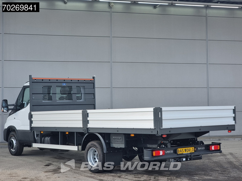 Iveco Daily 70C18 3.0L Automaat 525cm Open laadbak Trekhaak ACC Navi Airco Pickup Pritsche Airco Trekhaak - Малотоннажный бортовой грузовик: фото 2 Iveco Daily 70C18 3.0L Automaat 525cm Open laadbak Trekhaak ACC Navi Airco Pickup Pritsche Airco Trekhaak - Малотоннажный бортовой грузовик: фото 2