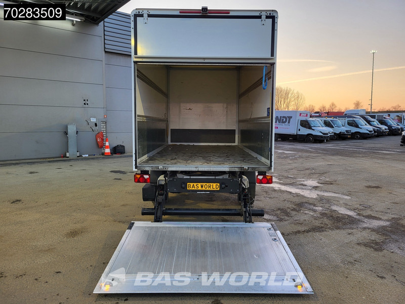 MAN TGE 3.180 Automaat Laadklep Bakwagen Airco Camera Meubelbak Koffer 19m3 Airco - Малотоннажный фургон: фото 3 MAN TGE 3.180 Automaat Laadklep Bakwagen Airco Camera Meubelbak Koffer 19m3 Airco - Малотоннажный фургон: фото 3