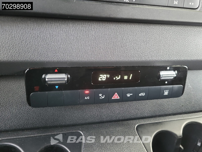 Цельнометаллический фургон Mercedes-Benz Sprinter 315 CDI Automaat L2H2 150PK Trekhaak ACC Airco Camera Parkeersensoren v+a MBUX CarPlay Euro6 L2 Airco Trekhaak: фото 16 Цельнометаллический фургон Mercedes-Benz Sprinter 315 CDI Automaat L2H2 150PK Trekhaak ACC Airco Camera Parkeersensoren v+a MBUX CarPlay Euro6 L2 Airco Trekhaak: фото 16
