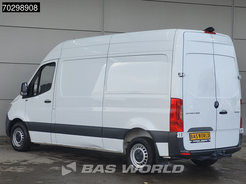 Mercedes-Benz Sprinter 315 CDI Automaat L2H2 150PK Trekhaak ACC Airco Camera Parkeersensoren v+a MBUX CarPlay Euro6 L2 Airco Trekhaak - Цельнометаллический фургон: фото 2 Mercedes-Benz Sprinter 315 CDI Automaat L2H2 150PK Trekhaak ACC Airco Camera Parkeersensoren v+a MBUX CarPlay Euro6 L2 Airco Trekhaak - Цельнометаллический фургон: фото 2