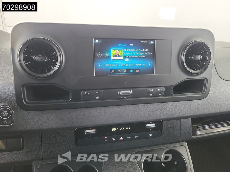 Цельнометаллический фургон Mercedes-Benz Sprinter 315 CDI Automaat L2H2 150PK Trekhaak ACC Airco Camera Parkeersensoren v+a MBUX CarPlay Euro6 L2 Airco Trekhaak: фото 14 Цельнометаллический фургон Mercedes-Benz Sprinter 315 CDI Automaat L2H2 150PK Trekhaak ACC Airco Camera Parkeersensoren v+a MBUX CarPlay Euro6 L2 Airco Trekhaak: фото 14