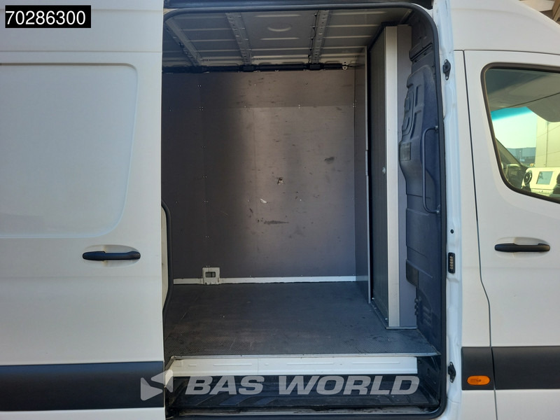Mercedes-Benz Sprinter 315 CDI Automaat L3H2 Navi Airco Cruise Camera MBUX Carplay Euro6 L3 15m3 Airco Cruise control - Цельнометаллический фургон: фото 5 Mercedes-Benz Sprinter 315 CDI Automaat L3H2 Navi Airco Cruise Camera MBUX Carplay Euro6 L3 15m3 Airco Cruise control - Цельнометаллический фургон: фото 5