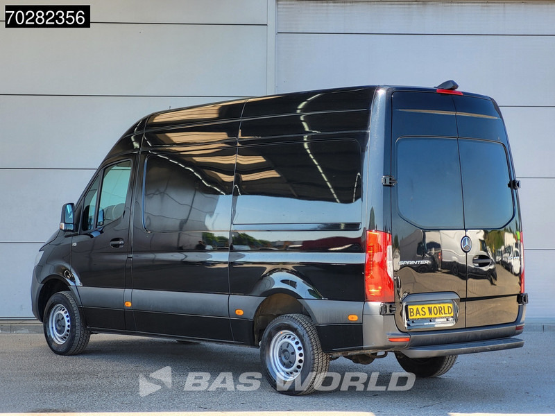 Mercedes-Benz Sprinter 317 CDI Automaat L2H2 170PK Airco Camera MBUX Euro6 L2 12m3 Airco - Цельнометаллический фургон: фото 2 Mercedes-Benz Sprinter 317 CDI Automaat L2H2 170PK Airco Camera MBUX Euro6 L2 12m3 Airco - Цельнометаллический фургон: фото 2