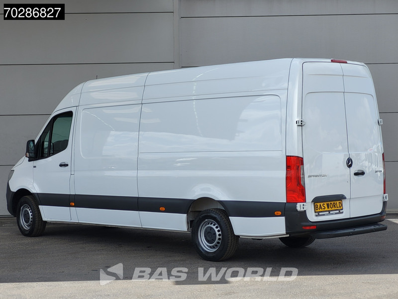 Mercedes-Benz Sprinter 317 CDI Automaat L3H2 170PK Airco Camera Parkeersensoren MBUX CarPlay Euro6 L3 16m3 Airco - Цельнометаллический фургон: фото 2 Mercedes-Benz Sprinter 317 CDI Automaat L3H2 170PK Airco Camera Parkeersensoren MBUX CarPlay Euro6 L3 16m3 Airco - Цельнометаллический фургон: фото 2