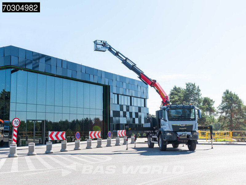 MAN TGM 18.320 4X4 NEW 4x4 Palfinger PK 27002-SH D Crane manbasket Steelsuspension - Грузовик бортовой/ Платформа, Автоманипулятор: фото 2 MAN TGM 18.320 4X4 NEW 4x4 Palfinger PK 27002-SH D Crane manbasket Steelsuspension - Грузовик бортовой/ Платформа, Автоманипулятор: фото 2