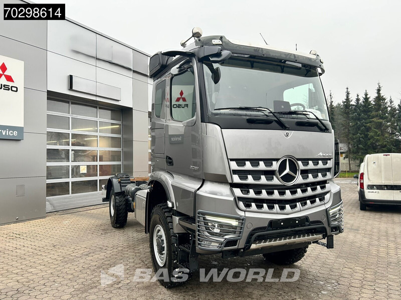 Mercedes-Benz Acrocs 2051 Arocs 4X4 NEW 4x4 chassis! Camper base Steel suspension Big-Axle Automatic Euro 6 - Грузовик-шасси: фото 3 Mercedes-Benz Acrocs 2051 Arocs 4X4 NEW 4x4 chassis! Camper base Steel suspension Big-Axle Automatic Euro 6 - Грузовик-шасси: фото 3