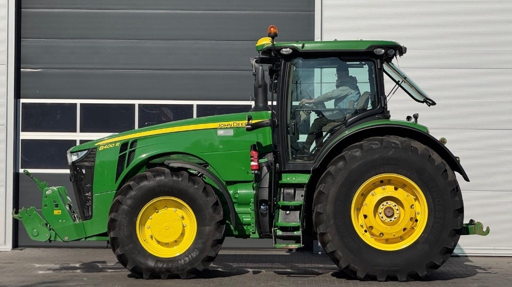 John Deere 8400 R - Трактор: фото 3 John Deere 8400 R - Трактор: фото 3