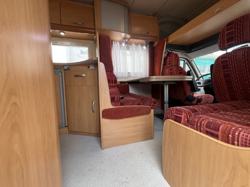 CHAUSSOM WELCOME 8 - Альковный автодом: фото 2 CHAUSSOM WELCOME 8 - Альковный автодом: фото 2