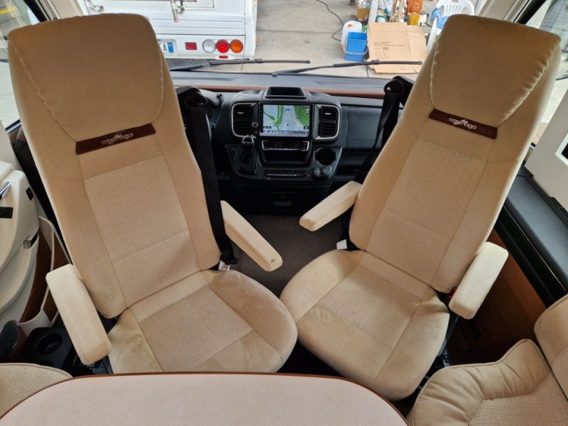 Carthago Chic C Line I 4.9 LE/L - Интегрированный автодом: фото 4 Carthago Chic C Line I 4.9 LE/L - Интегрированный автодом: фото 4