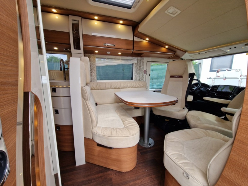 Carthago Chic C Line I 4.9 LE/L - Интегрированный автодом: фото 3 Carthago Chic C Line I 4.9 LE/L - Интегрированный автодом: фото 3