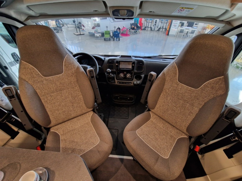 Malibu Relax 640 LE R - Интегрированный автодом: фото 5 Malibu Relax 640 LE R - Интегрированный автодом: фото 5