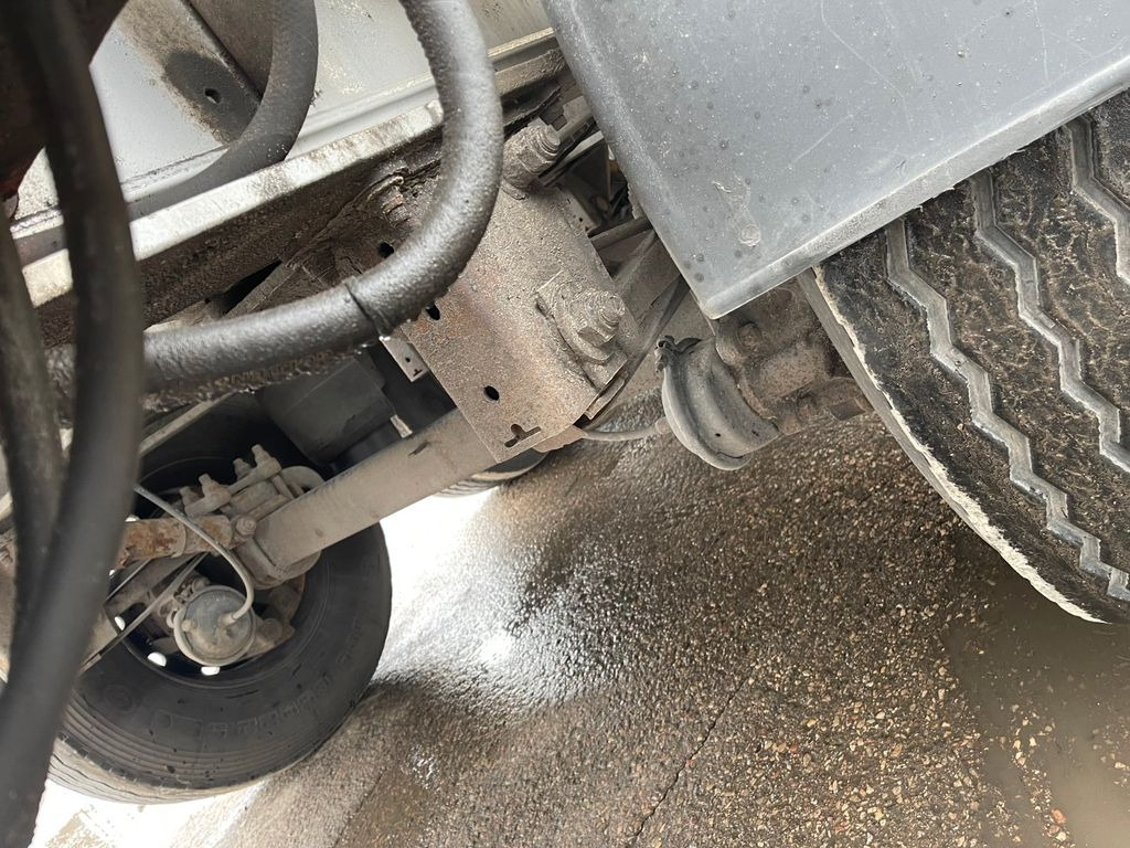 Benalu SILO 60 - Полуприцеп цистерна для сыпучих грузов: фото 5 Benalu SILO 60 - Полуприцеп цистерна для сыпучих грузов: фото 5