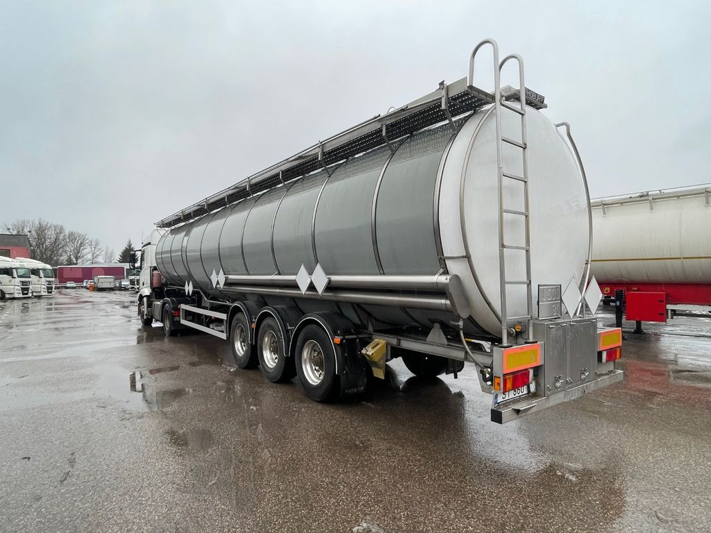 Lag BURG Holvrieka - Полуприцеп-цистерна: фото 1 Lag BURG Holvrieka - Полуприцеп-цистерна: фото 1