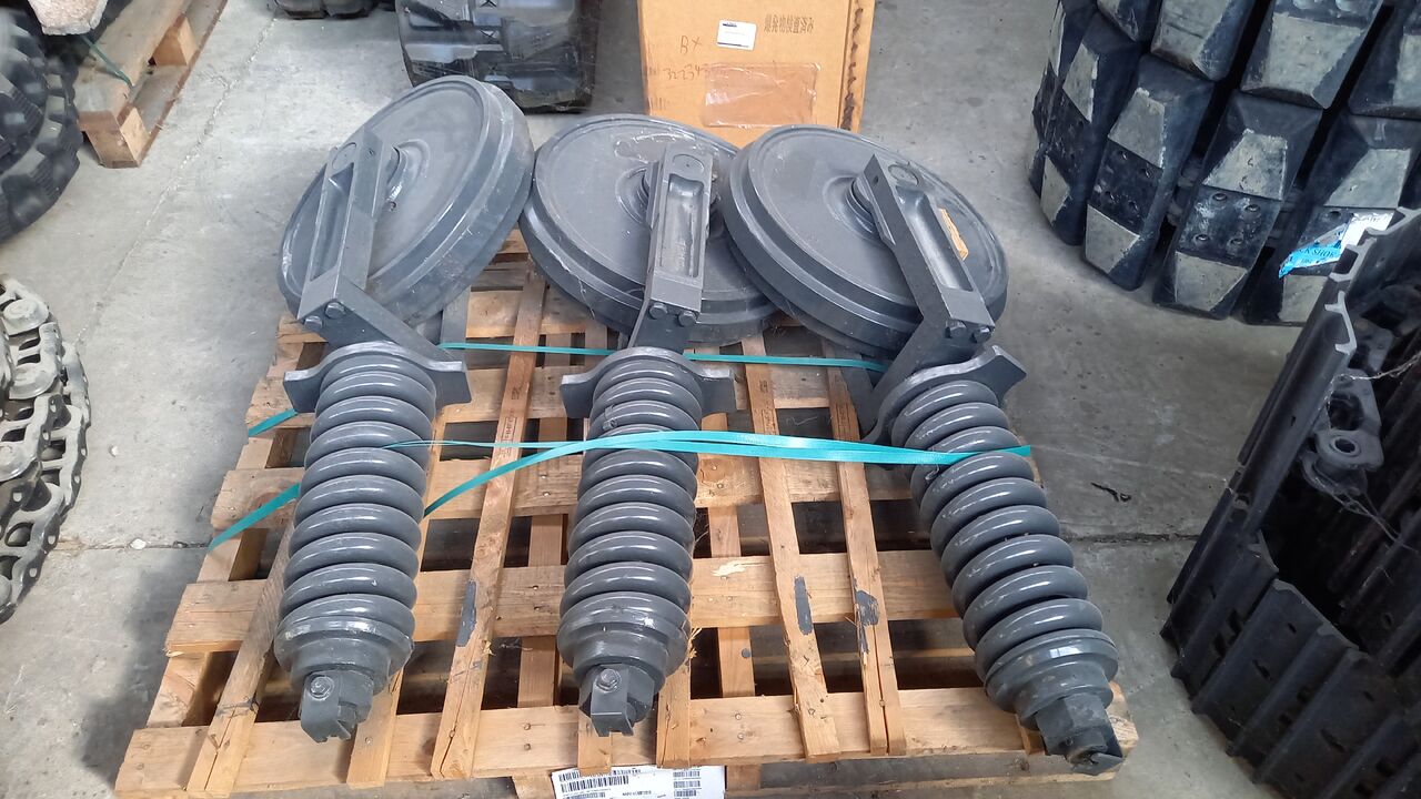 KOMATSU PC138 - Запчасти ходовой части для Гусеничных экскаваторов: фото 1 KOMATSU PC138 - Запчасти ходовой части для Гусеничных экскаваторов: фото 1