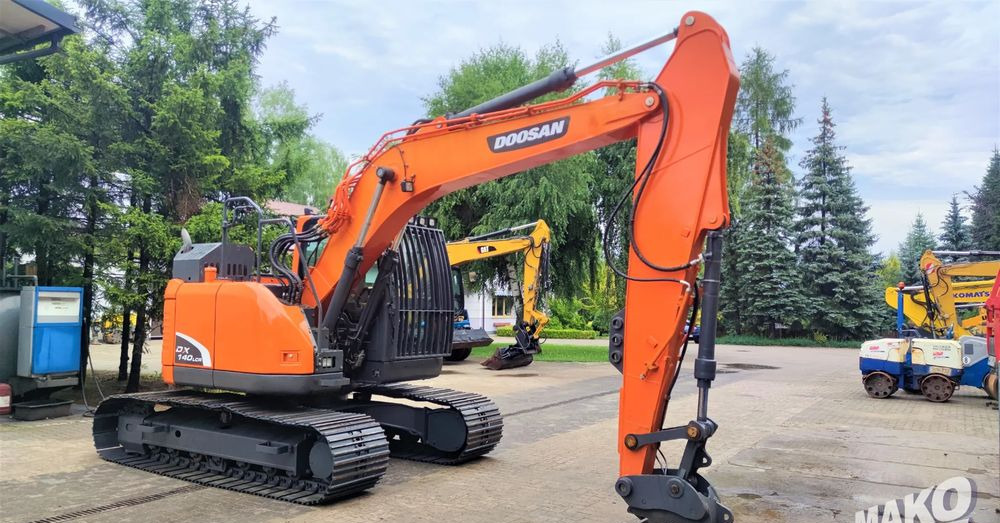 Гусеничный экскаватор Doosan DX140LCR-5: фото 6 Гусеничный экскаватор Doosan DX140LCR-5: фото 6
