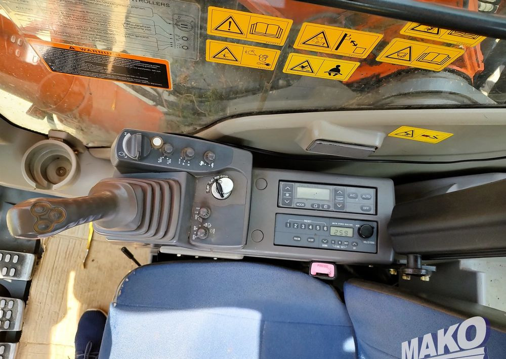 Гусеничный экскаватор Hitachi ZX250 LCN-3: фото 10