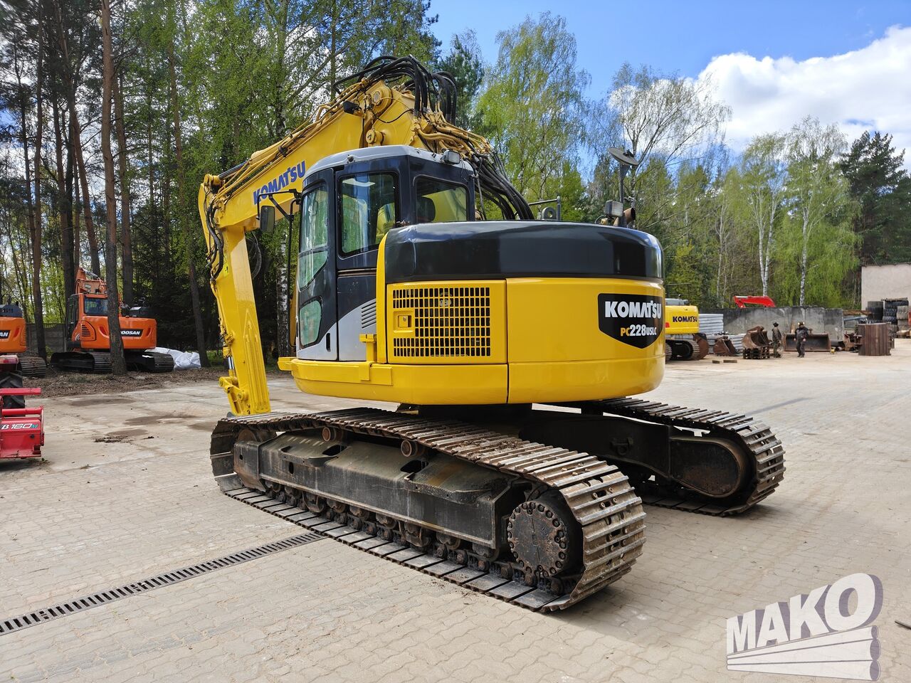 KOMATSU PC228USLC-3 - Гусеничный экскаватор: фото 3 KOMATSU PC228USLC-3 - Гусеничный экскаватор: фото 3