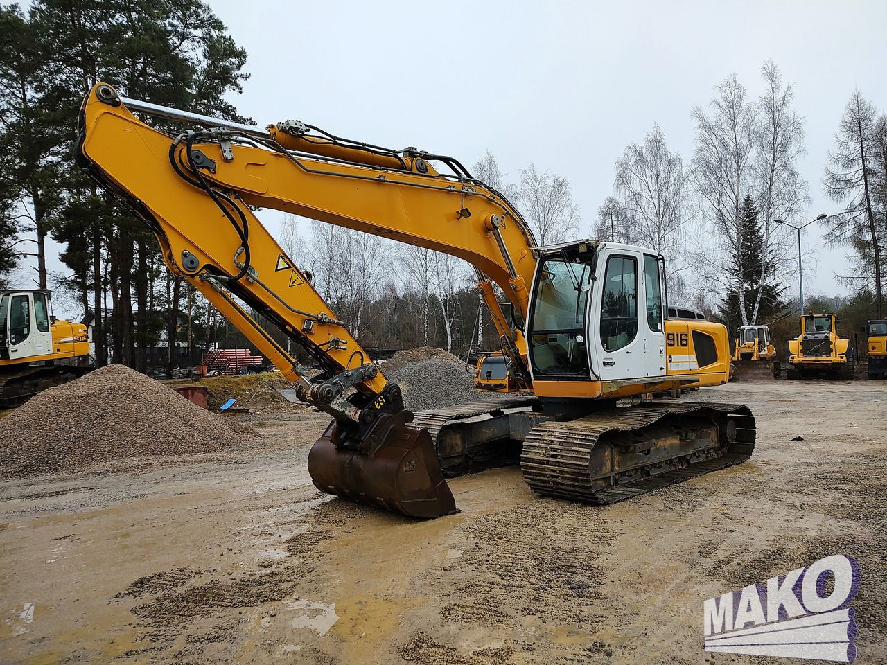 LIEBHERR R916 LC - Гусеничный экскаватор: фото 1 LIEBHERR R916 LC - Гусеничный экскаватор: фото 1