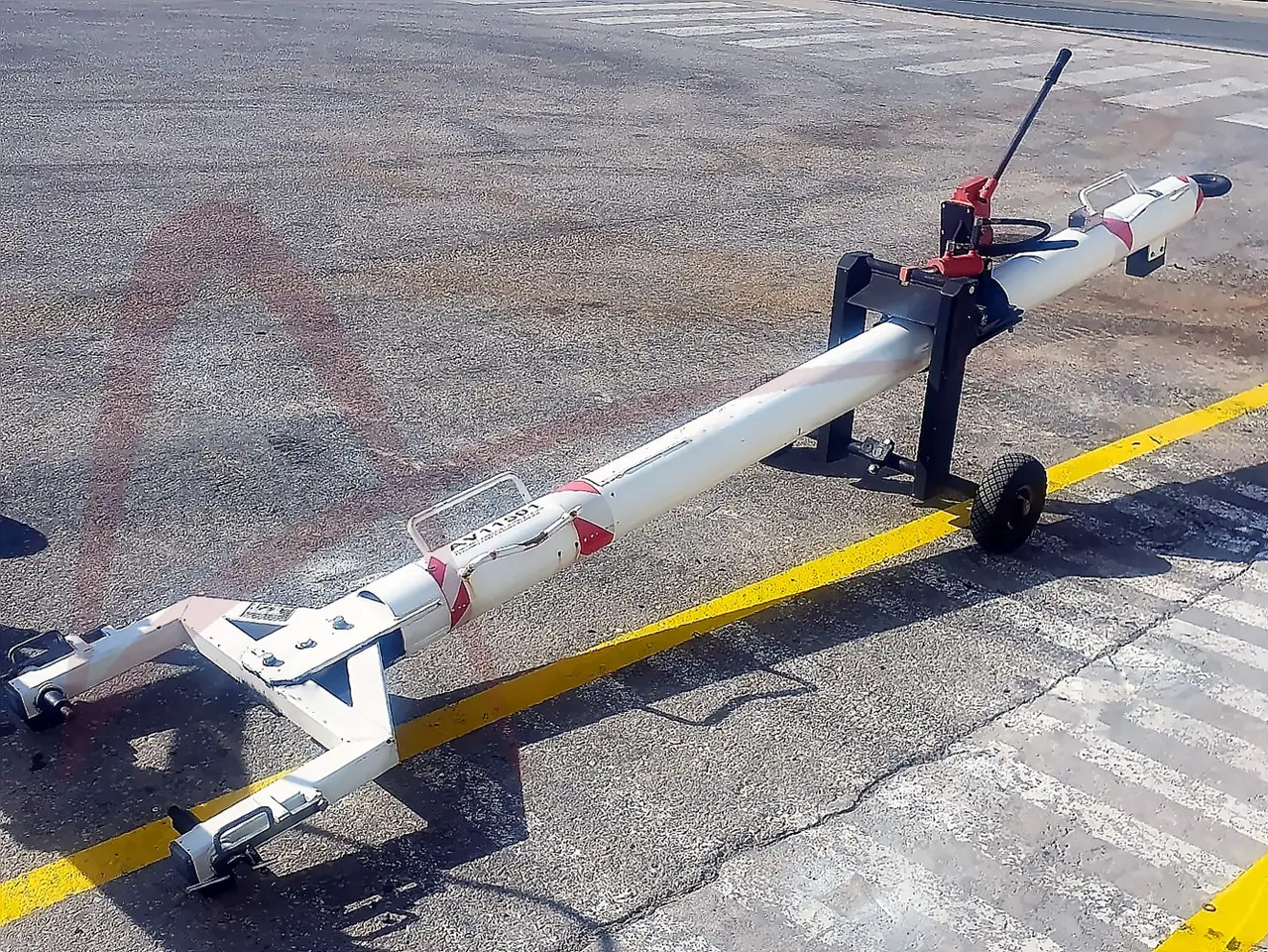 CAVOTEC FLADUNG FSST CRJ100-1000 - Аэродромная техника: фото 1 CAVOTEC FLADUNG FSST CRJ100-1000 - Аэродромная техника: фото 1