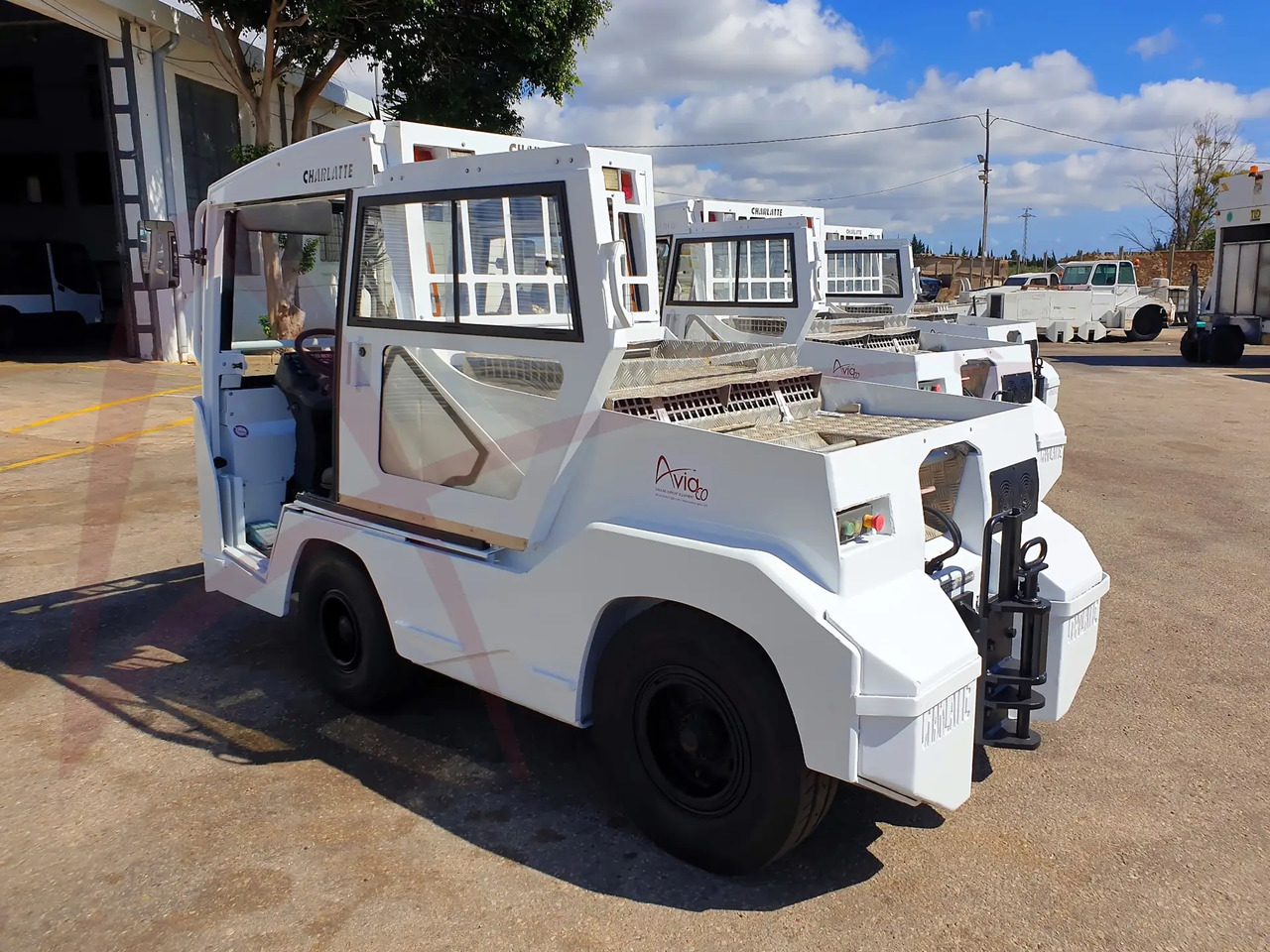 CHARLATTE TE.225 - Багажный тягач: фото 4 CHARLATTE TE.225 - Багажный тягач: фото 4