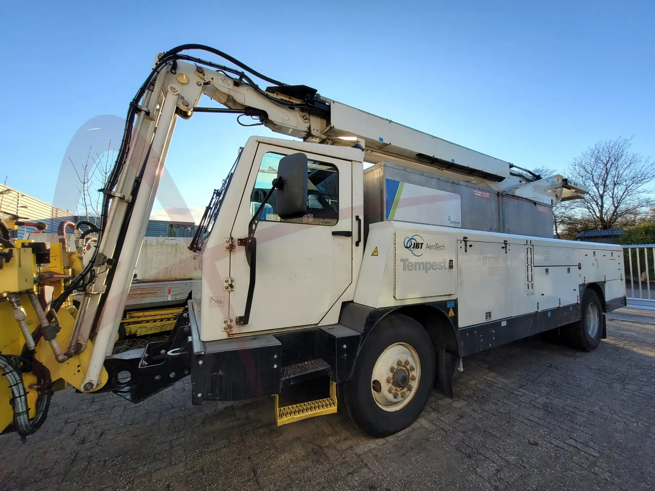 JBT TEMPEST 2 - Деайсер: фото 1 JBT TEMPEST 2 - Деайсер: фото 1