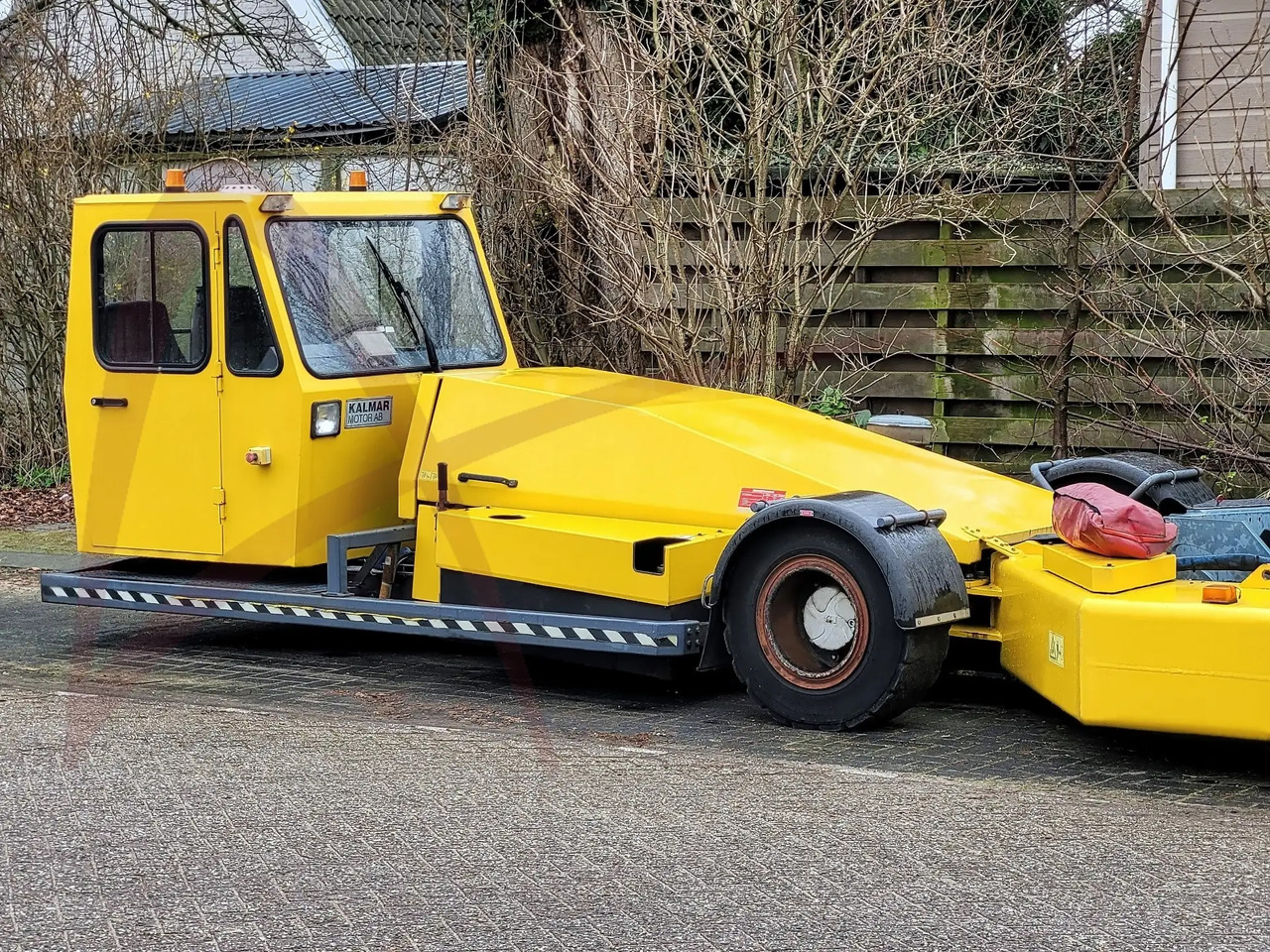 KALMAR TBL180 - Аэродромный тягач: фото 3 KALMAR TBL180 - Аэродромный тягач: фото 3