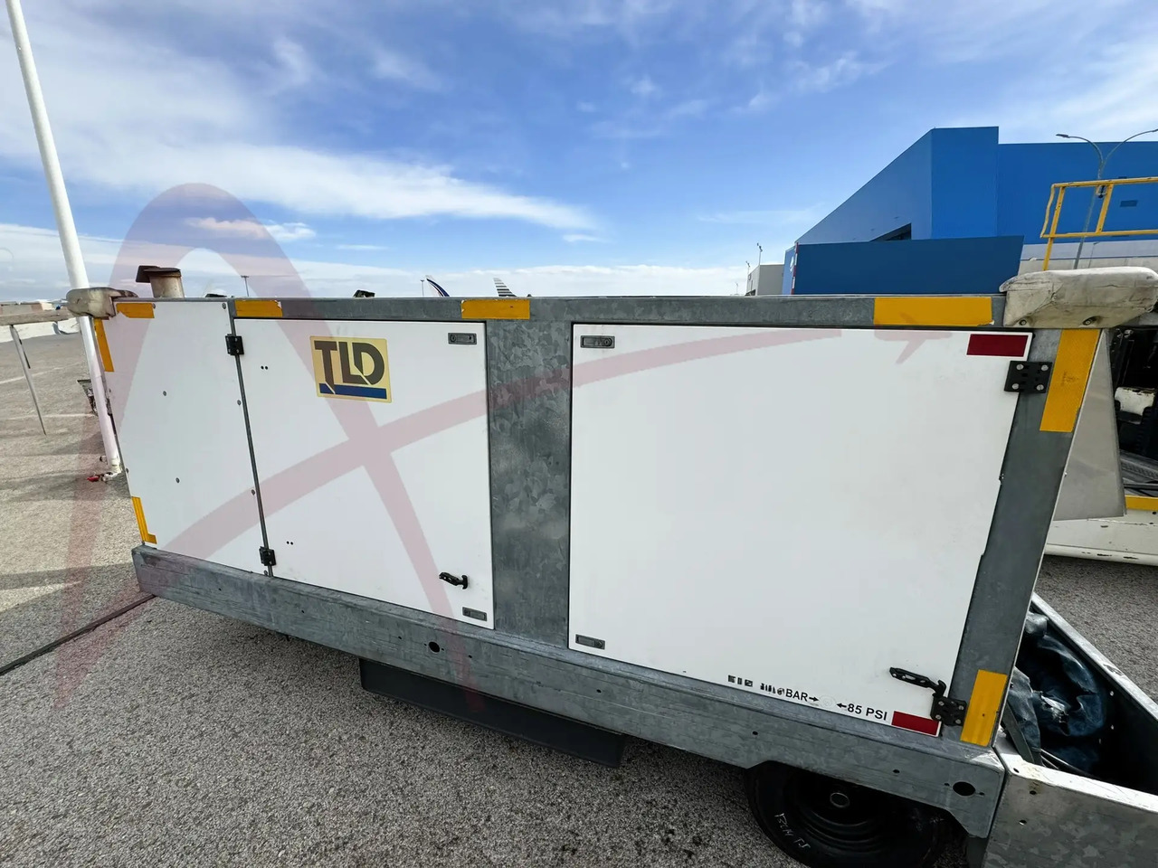 TLD GPU-4120-T-CUP-28 - Аэродромный источник питания: фото 1 TLD GPU-4120-T-CUP-28 - Аэродромный источник питания: фото 1