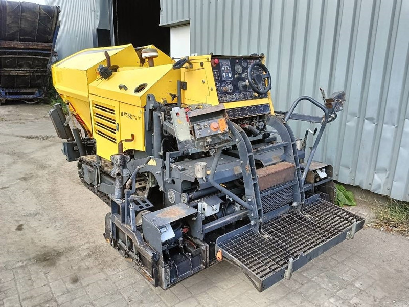 Bomag BF 223 C asfalteermachine asphalt paver dynamo - Асфальтоукладчик: фото 4 Bomag BF 223 C asfalteermachine asphalt paver dynamo - Асфальтоукладчик: фото 4