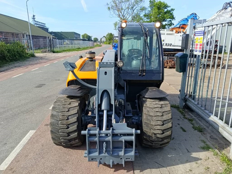 Giant 4548 Tendo verreiker 4,6 m 1,7 ton telehandler CE - Телескопический погрузчик: фото 4 Giant 4548 Tendo verreiker 4,6 m 1,7 ton telehandler CE - Телескопический погрузчик: фото 4