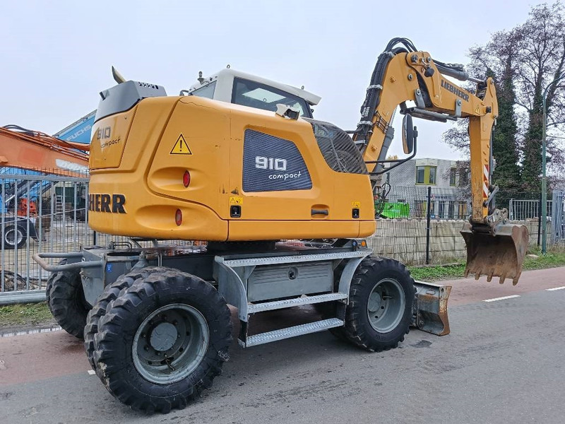 Колёсный экскаватор Liebherr A 910 Compact mobiele graafmachine excavator 12,5T: фото 7