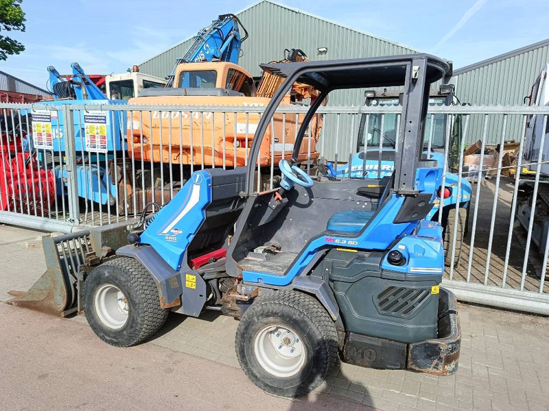 MultiOne 6.3 SD minishovel loader lader 4x4 uitschuifmast - Колёсный погрузчик: фото 3 MultiOne 6.3 SD minishovel loader lader 4x4 uitschuifmast - Колёсный погрузчик: фото 3