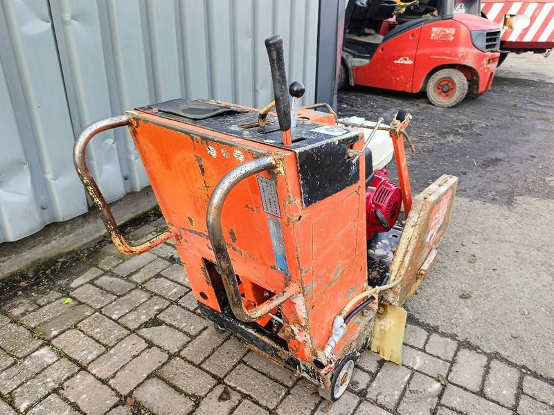 Асфальтоукладочная техника Norton CSB1 clipper zaag betonzaag machine 1994: фото 6